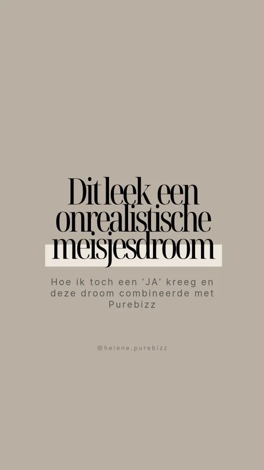 “Hoe combineer je je kinderdroom met een bloeiend bedrijf én een gezin?”

 

Ik telde de afgelopen weken die 👆 vraag: hij kwam 6 keer terug 🤪

 

🎭 Mijn kinderdroom was meespelen in een musical. Maar die droom leek altijd onrealistisch. Een grote productie is alleen voor professionele musicalacteurs weggelegd, dacht ik. Dus die droom werd wijselijk opgeborgen. 

 
Tot ik in contact kwam met de juiste mensen, de sprong waagde, auditie deed…

…en tot mijn grote verbazing een JA kreeg, op zowat de meest intensieve en gekende musicalproductie die er is!

Maar dan begon het pas:

Hoe kreeg ik dit georganiseerd met een gezin en klanten die ik wil blijven begeleiden?

Het is gelukt omdat ik het afgelopen jaar deze bewust keuzes maakte:

✅ Ik heb mijn aanbod vereenvoudigd

✅ Processen hebben we geautomatiseerd

✅ Ik heb alle taken waarvoor ik zelf niet nodig ben uit handen gegeven, zodat mijn aandacht alleen nog gaat naar 1:1 begeleiding én het maken van content

 

En daardoor…

🧡 Is de Purebizz omzet het afgelopen kwartaal x4 gegaan 🔥

🧡 Heb ik 200% kunnen genieten van deze meisjesdroom, zonder dat mijn werkdagen langer werden dan voordien

🧡 Is mijn onderneming daardoor 'opgekuist' en voelt hij juist lichter aan.

 

Maar daarnaast kreeg ik ook de allerbeste steun van Stijn, die gelukkig helemaal achter deze droom stond. Zonder hem zou dit ook niet mogelijk zijn geweest 🙏

 

Misschien heb jij ook een droom die al jaren geparkeerd staat, of sta je voor een grote verandering in je leven (bevalling, reizen, een extra job,…)

👉 Onthoud dan dit: het kan wél — maar niet zonder de nodige voorbereiding en enkele belangrijke aanpassingen. 

 
#catsmusical #ondernemertips #ondernemersverhalen #ondernemer